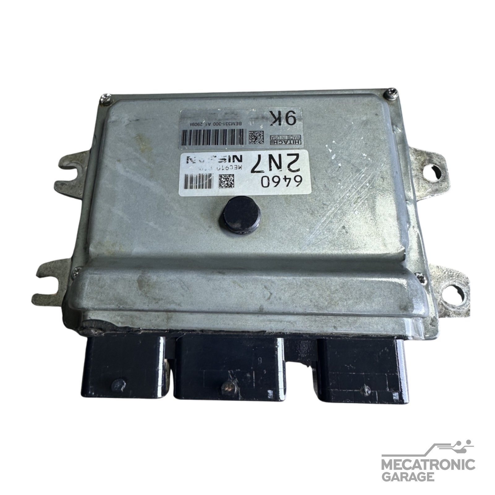 ECU Nissan March BEM331-300 A1 - frontal con conectores