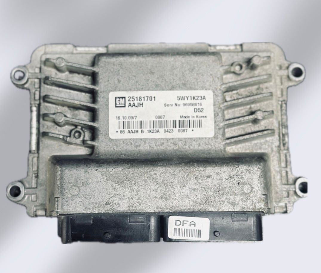 ECU Chevrolet 25181701 AAJH 5WY1K23A - vista general con etiqueta GM